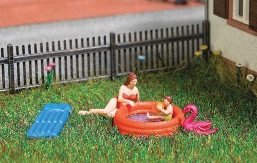 Wading - Kids′ Pool - Action Set -- Pool, 2 Figures, Inflatable Toy, HO, Busch Gmbh & Co Kg 7862