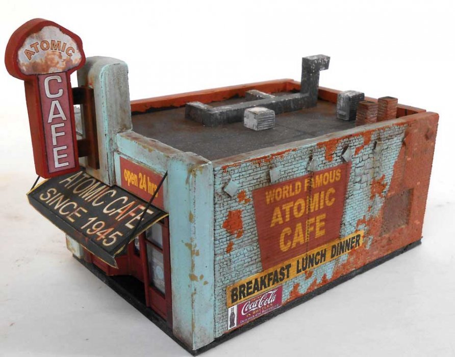 The Atomic Cafe -- Cast-Hydrocal Kit - 4 x 6-1/2′ 10.2 x 16.5cm, HO, Downtown Deco 1067