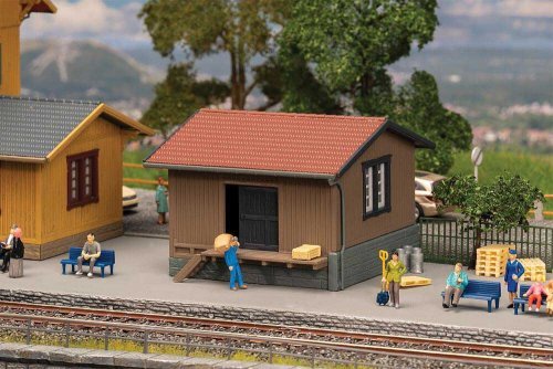 Small Wooden Freight Shed -- Kit - 3-3/16 x 3-3/16 x 2-5/16′ 8.1 x 8.2 x 5.9cm, HO, Faller Gmbh 120099