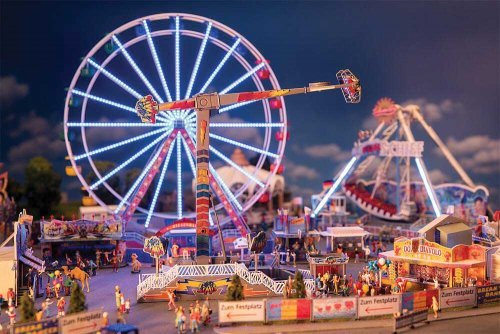 No Limit Motorized Carnival Ride -- Kit - 8-7/16 x 3-15/16 x 14-9/16′ 21.5 x 10 x 37cm, HO, Faller Gmbh 140450