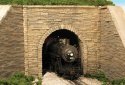 Single-Track Tunnel Portal -- Split Stone, HO, Monroe Models 710