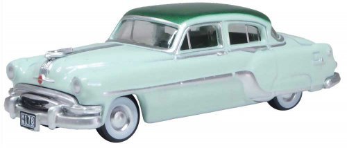 1954-1965 Pontiac Chieftain 4-Door Sedan - Assembled -- Shannon Green, Brookmere Green, HO, Oxford Diecast 87PC54005