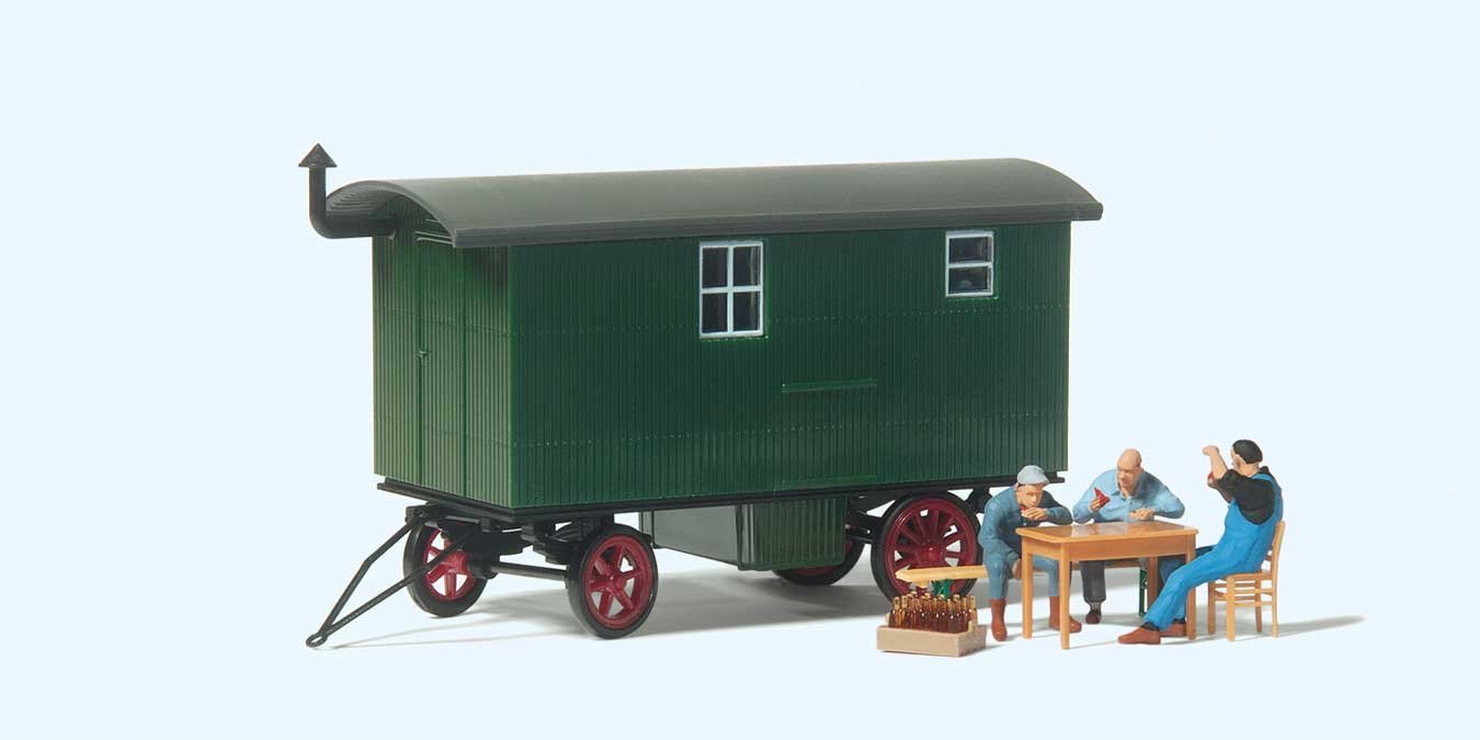 Wood Construction Wagon with 3 Workers on Break at Table - Assembled -- Green Trailer, HO, Preiser Kg 33263