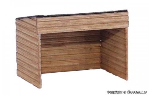 Goat Stable w/Goats -- Polyplate Kit - 1-7/16 x 1-1/8 x 1-1/8′ 3.7 x 2.8 x 2.8cm, HO, Vollmer Gmbh 43745