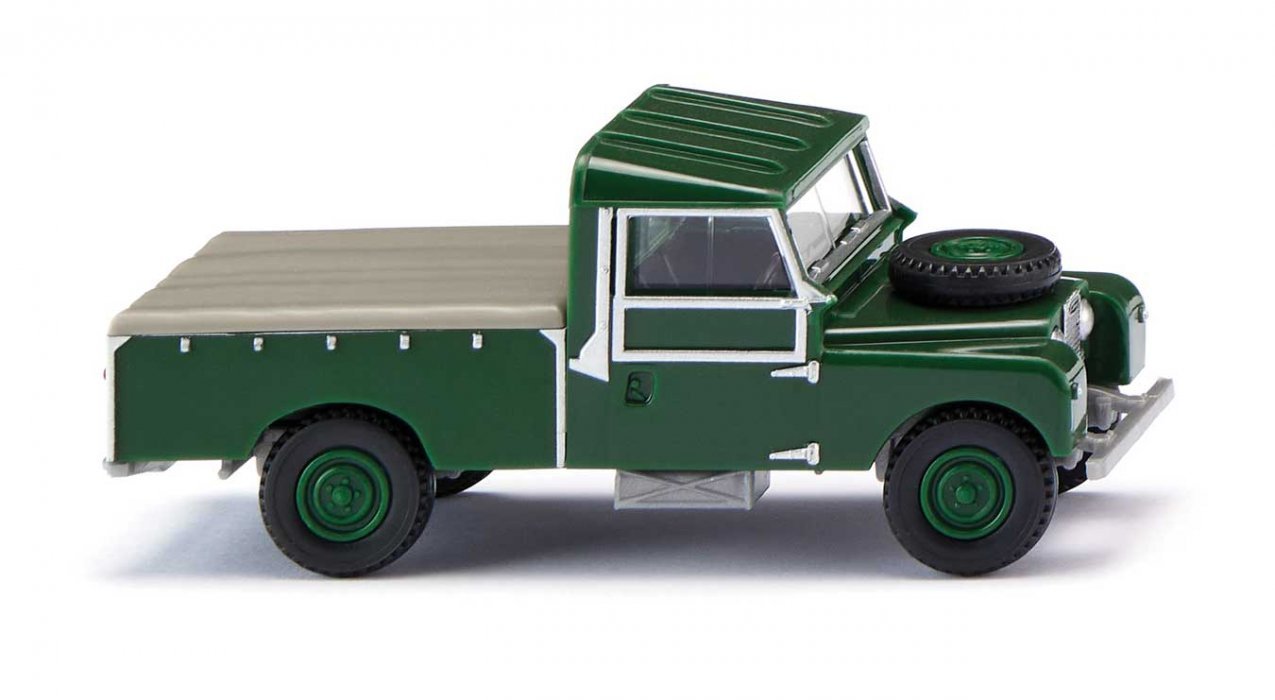 1954-1958 Land Rover Long-Wheelbase Pickup Truck - Assembled -- Green, HO, Wiking 10704
