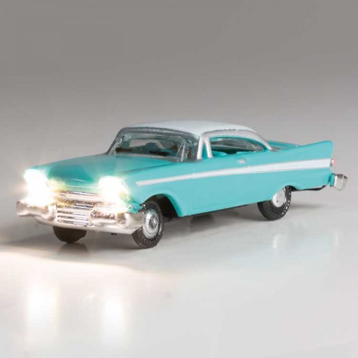 Fancy Fins - Just Plug(R) Lighted Vehicle -- Turquoise, White, N, Woodland Scenics 5620