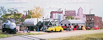 Interstate Fuel & Oil -- Kit, HO, Walthers Cornerstone 3006