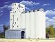 ADM(R) Concrete Grain Elevator -- Kit - 13-1/2 x 9 x 13-1/2′ 33.7 x 23.7 x 33.7cm, HO, Walthers Cornerstone 3022
