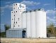 ADM(R) Concrete Grain Elevator -- Kit - 13-1/2 x 9 x 13-1/2′ 33.7 x 23.7 x 33.7cm, HO, Walthers Cornerstone 3022