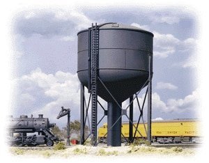 Steel Water Tank -- Kit - 3-1/4 x 3 x 7′ 11.3 x 7.5 x 17.5 cm, HO, Walthers Cornerstone 3043