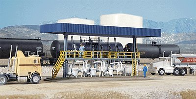 Tanker Truck Loading Rack -- Kit - 7 x 3-1/2 x 3-3/16′ 17.8 x 8.9 x 8.1cm, HO, Walthers Cornerstone 3169