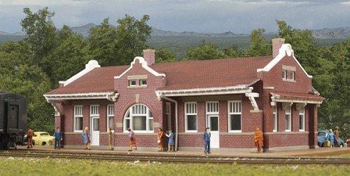 Santa Fe-Style Brick Depot -- Kit - 6-3/4 x 3-7/8 x 2-1/4′ 17.1 x 9.8 x 5.7cm, N, Walthers Cornerstone 3803