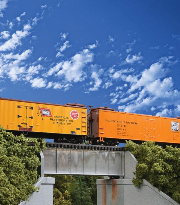 30` Single-Track Railroad Deck Girder Bridge -- Standard Level Kit 4-3/16 x 1-3/16` x 1-3/16, HO, Walthers Cornerstone 4505