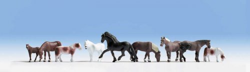 Majestic Horses pkg(9), HO, Walthers SceneMaster 6074
