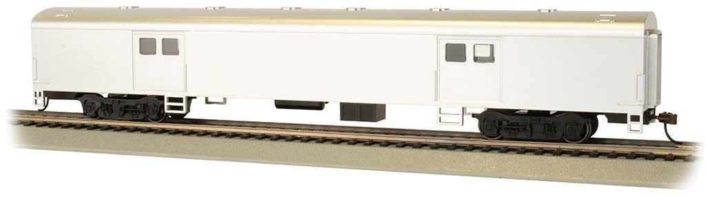 72′ Smooth-Side Baggage - Ready to Run -- Painted, Unlettered (aluminum), HO, Bachmann Industries 14405