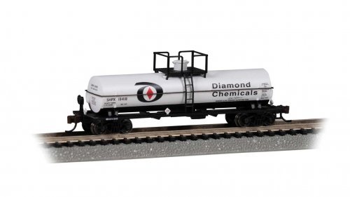 Chemical Tank Car with Small Dome - Ready to Run -- Diamond Chemicals SHPX 19418 (white, blac, N, Bachmann Industries 75851