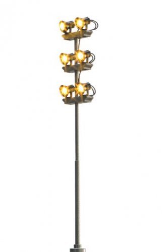 Single 6-Spot Floodlight -- 6-3/32′ 155mm, HO, Brawa Modellspielwaren 84110