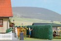 Trees of Life Shrubs - Assembled -- 3 Rows of 5 & 12 Freestanding Shrubs, 3/4 - 1-3/16′ 2 - 3, HO, Busch Gmbh & Co Kg 1270