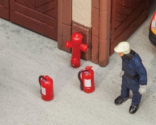Fire Extinguishers & Hydrants -- 6 Extinguishers, 2 Hydrants, HO, Faller Gmbh 180950