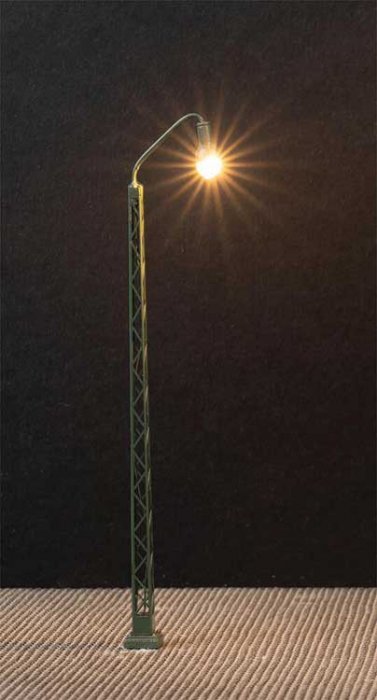 LED Lattice-Mast Floodlight -- 4-5/8′ 11.7cm tall pkg(3), N, Faller Gmbh 272124