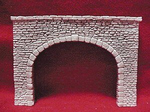 Tunnel Portal - Double Track -- Random Stone 4-3/4 x 7′ 11.5 x 17.5cm, HO, Pre-Size Model Specialities 104