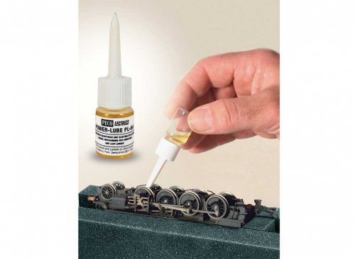 Lubricant -- Electro Lube Cleaner & Oil, All Scales, Peco PL64