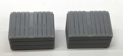 Closed Dumpsters -- Undecorated pkg(2), O, Phoenix Precision Models 33515