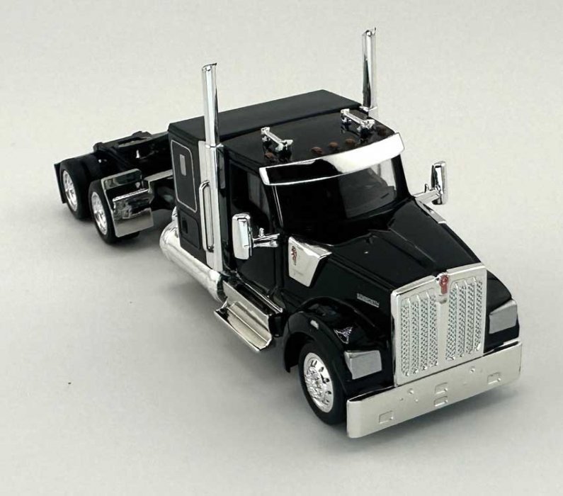 Kenworth 990 Flat-Top Sleeper-Cab Semi Tractor - Assembled -- Black, HO, HO Logistics Replicas 990093