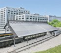 Train Shed with Clear Roof -- Kit: 22-3/8 x 11-9/16 x 6-1/4′ 56.8 x 29.3 x 15.8cm, HO, Walthers Cornerstone 2984