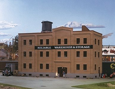 Reliable Warehouse & Storage -- Kit - 10-5/8 x 10-1/4 x 6-3/4′ 27 x 26 x 17.1cm, HO, Walthers Cornerstone 3014