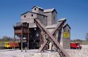 Glacier Gravel Company -- Kit - 5-5/8 x 6-5/8 x 6-1/8′ 14.3 x 16.8 x 15.6cm, N, Walthers Cornerstone 3241