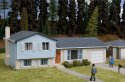 Split-Level House -- Kit - 7-1/4 x 3-3/4 x 2-9/16′ 18.4 x 9.5 x 6.5cm, HO, Walthers Cornerstone 3794