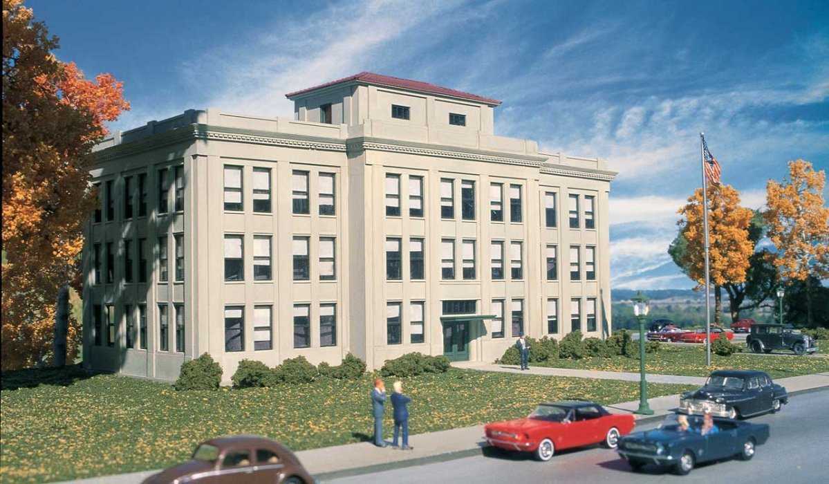 Ford(R) Central Office Building -- Kit - 13-1/2 x 6-1/2 x 7-1/4′ 34.2 x 16.5 x 18.4cm, HO, Walthers Cornerstone 4143