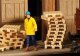 Wood Pallets -- Kit pkg(12), HO, Walthers SceneMaster 4129