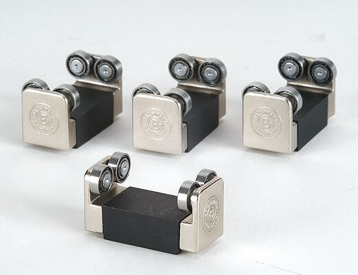 Display/Test Stand Rollers - E-Z Riders(TM) -- Rolling with Ball Bearings for Powered Axles , HO, Bachmann Industries 42901