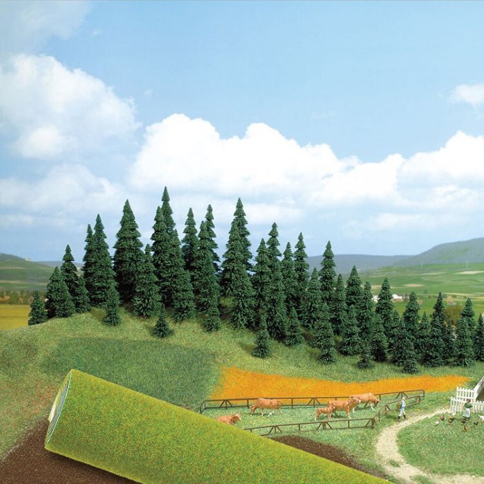 Grass Mat -- Spring Green 39-3/8 x 98-7/16′ 100 x 250cm, All Scales, Busch Gmbh & Co Kg 7281