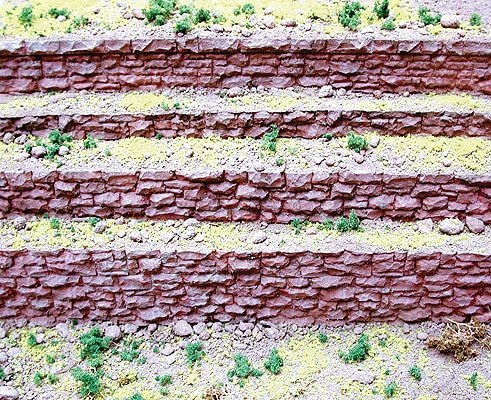 Medium Random Stone Row Wall -- For HO and O Scales, HO, Chooch Enterprises 8303