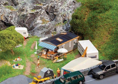 Mobile Home -- Kit - 4-5/16 x 2-1/8 x 1-1/2′ 11 x 5.4 x 3.9cm, HO, Faller Gmbh 130657