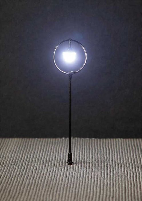 LED Suspended Ball Lamp Park Light on Mast -- Adjustable height up to 2-15/16′ 7.5cm tall pkg(3), HO, Faller Gmbh 180105