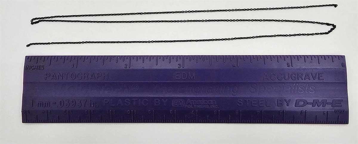 Blackened Brass Chain -- 40 Links Per Inch, 18′ 45.7cm Length, All Scales, Tichy Train Group 8334