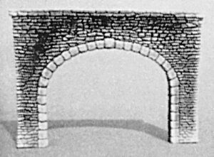 Double Track Tunnel Portal -- Random Stone - 2-3/4 x 3-3/4′ 6.9 x 9.4cm, N, Pre-Size Model Specialities 204