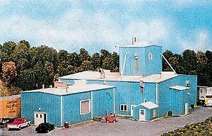 Milton A. Corporation Building -- Kit - 4-1/8 x 8-1/4` 10.3 x 20.6cm 9-3/4 x 11 x 7` 24.3 x 27.5 x 17., HO, Pikestuff 104
