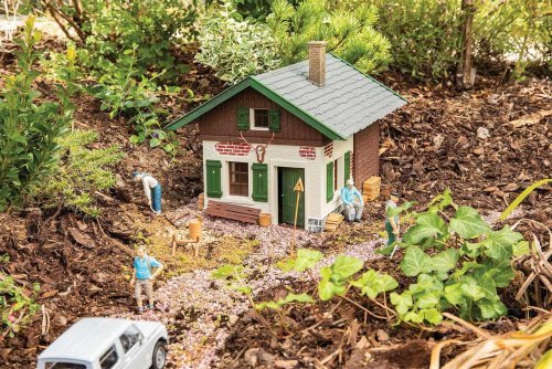 Forest Hut/Cabin -- Kit - 11-7/8 x 12-5/8 x 9-5/8′ 30.2 x 32 x 24.5cm, G, Pola 331143