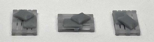 Sacks on Pallet - 3-D Printed Parts -- Partial Load, HO, Phoenix Precision Models 31601