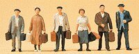 Passengers -- Standing Travelers w/Luggage Set 1 Era III, HO, Preiser Kg 10403