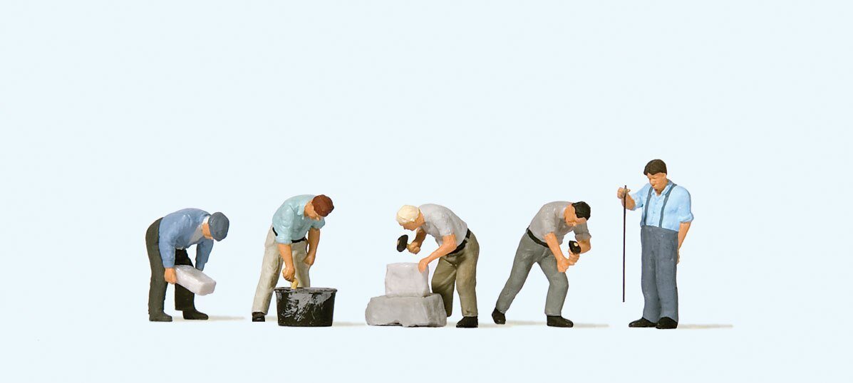 Working at the Quarrystone Wall -- pkg(5), HO, Preiser Kg 10669