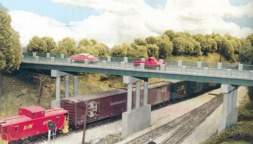Wrought Iron Highway Overpass w/Adjustable Piers -- Kit - 150′ Scale w/4 Piers, HO, Rix Products 123