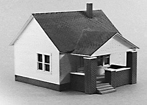 One-Story House w/Side Porch -- Kit - 3-1/2 x 3-7/8′ 9 x 9.9cm, HO, Rix Products 203