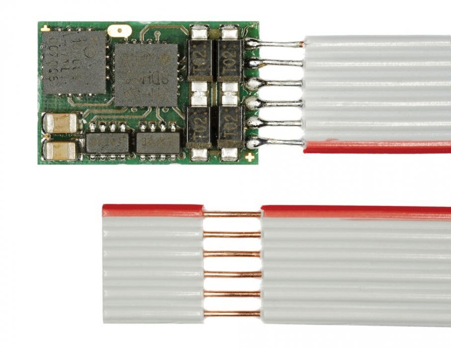 DHU 161 DCC/Selectrix Motor Control Decoder w/4 300mA Function Outputs -- 1 Amp Motor, HO, Viessmann Modellspielwaren 52521