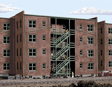 Parkview Terrace Background Building -- Kit - 7-3/4 x 2-3/16 x 6′ 19.7 x 5.6 x 15.2cm, HO, Walthers Cornerstone 3177